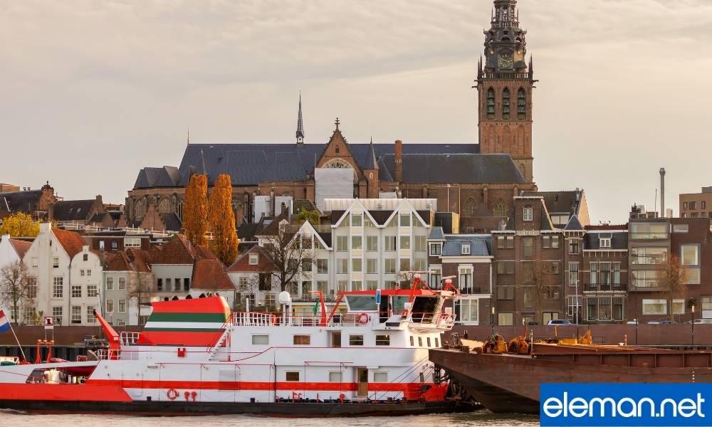 Hollanda’da Yazılımcı Maaşları 2026