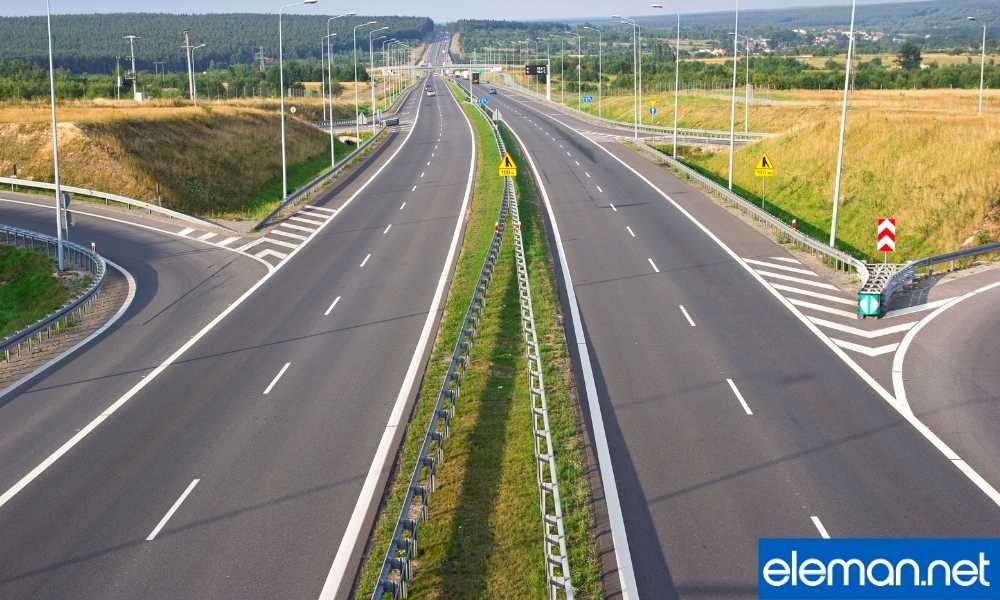 İstanbul İzmir Arası Kaç Kilometre