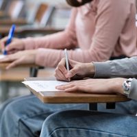 TOEFL veya TOEIC: Kariyeriniz için Hangi Sınav Size Uygun?