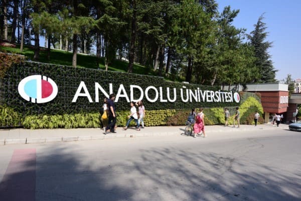 Anadolu Üniversitesi
